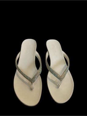 White Rhinestone Reaction Kenneth Cole Flip Flops Wedding Sandals Wedges New